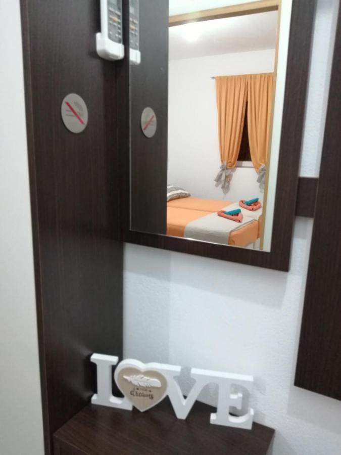 Apartman Radic Trogir Exteriör bild