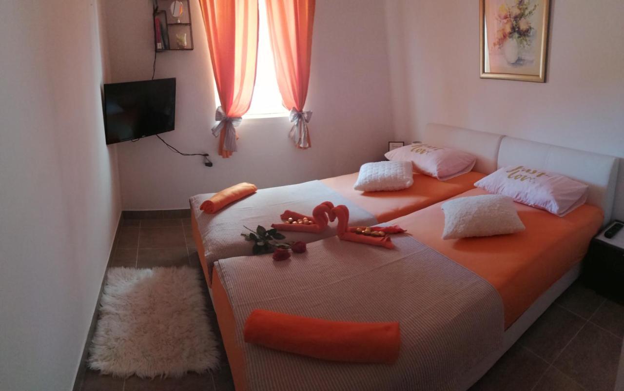 Apartman Radic Trogir Exteriör bild