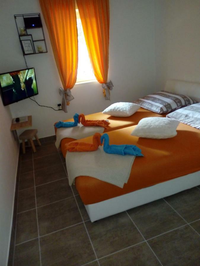 Apartman Radic Trogir Exteriör bild